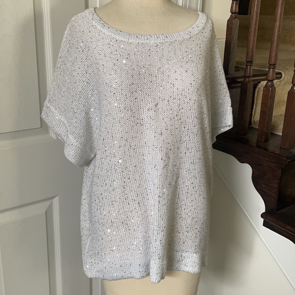 WD. NY. White sequined sweater vest NWOT